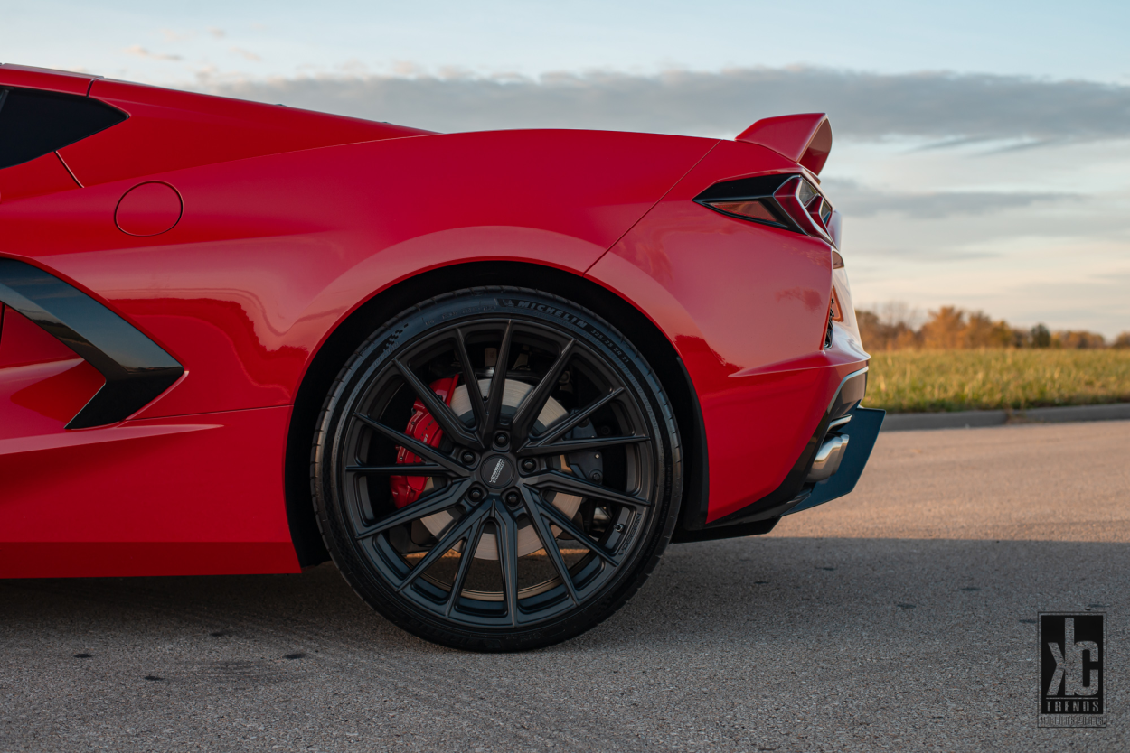 Chevrolet Corvette C8 Vossen HF-4T hjul 20x9 foran 21x12 bak