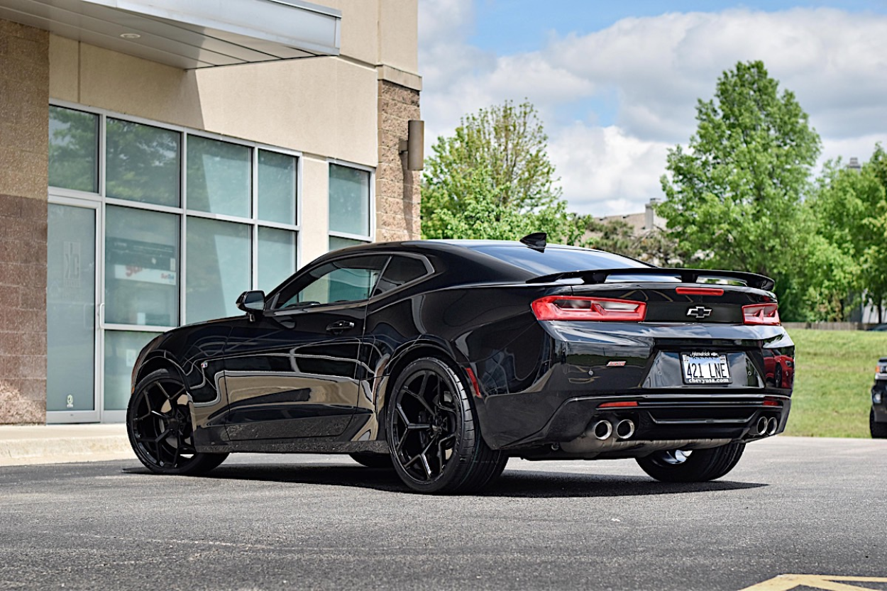 Chevrolet Camaro 2018 Cerchi 20
