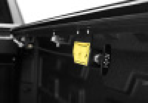 RC223E Roll N Lock (E-SERIES RETRACTABLE TRUCK BED TONNEAU COVER 5.5')