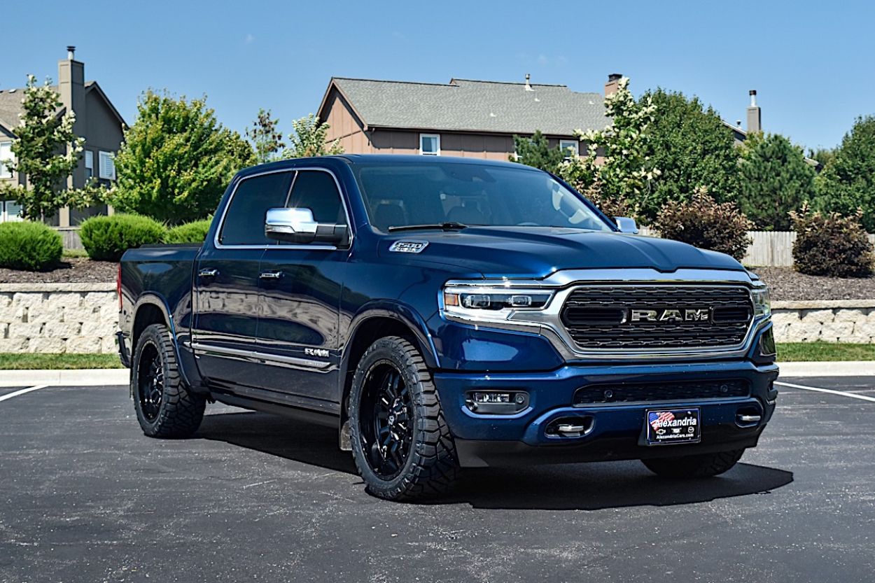 Ram 1500 Dt Cerchi Fuel Sledge 22x10 Et 10