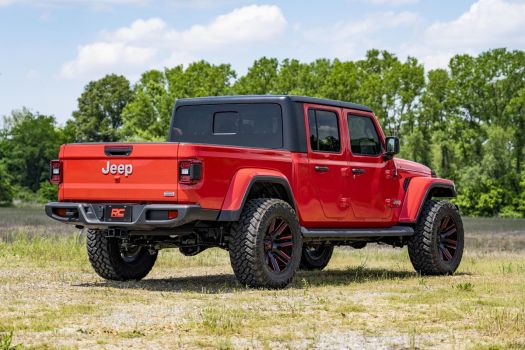 63430A Rough Country (2.5 INCH LEVELING KIT | SPACERS | N3 | JEEP GLADIATOR JT 4WD (20-22))