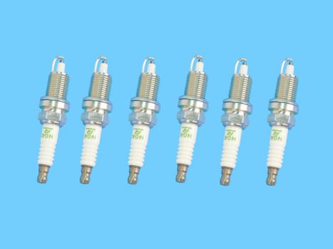 SP000ZFR5N Mopar (SPARK PLUG)