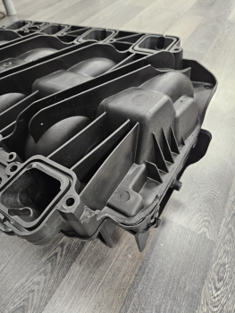 68194114AC-DAMAGED-01 Mopar (MANIFOLD INTAKE DAMAGED)