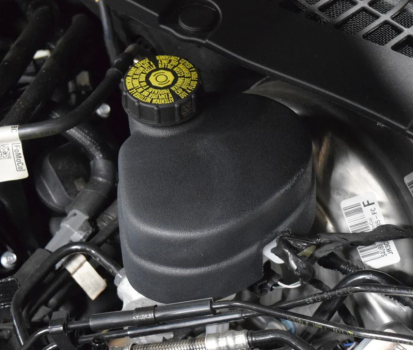 WM142041 Wmax (Brake fluid reservoir cover)