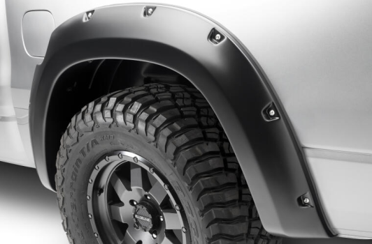 50924-02 Bushwacker (Pocket Style Fender Flares)