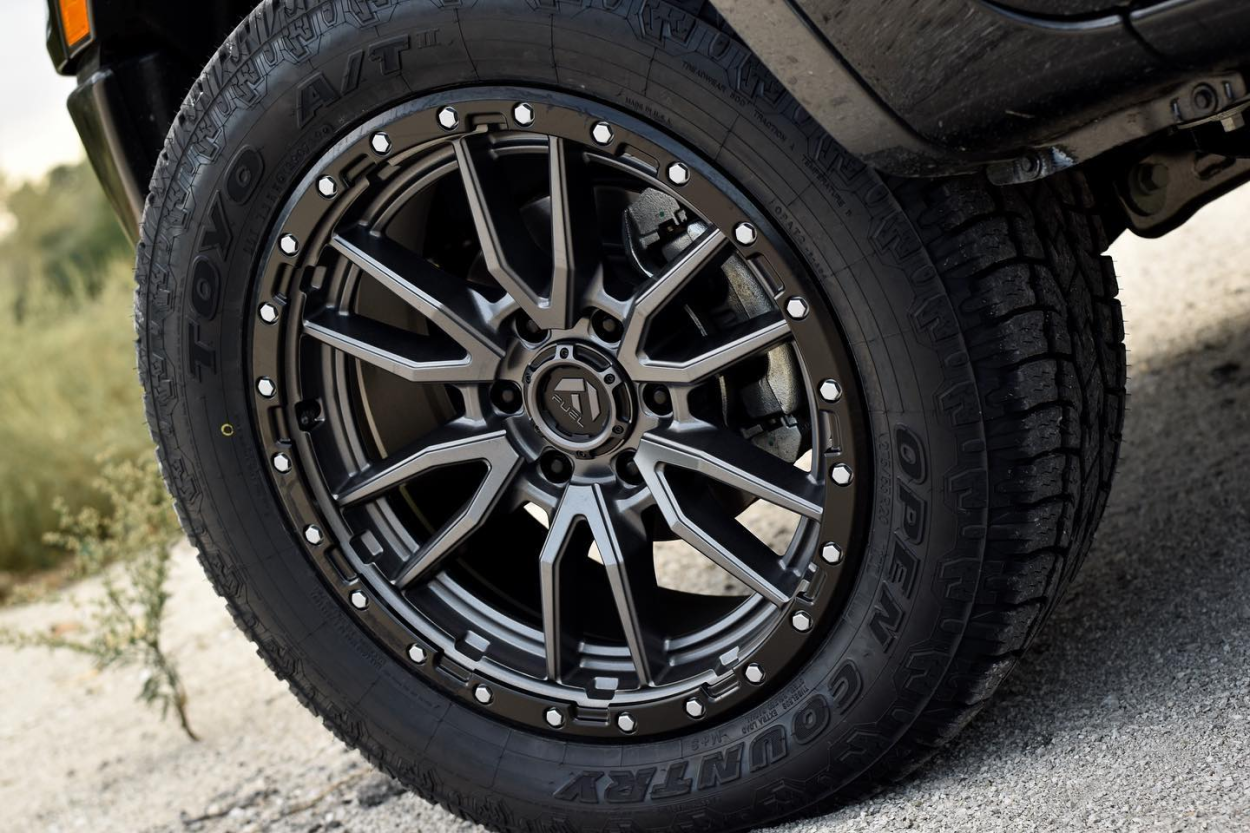 Ford Ranger T8 with Fuel Rebel Anthracite Rims and Booster Kit