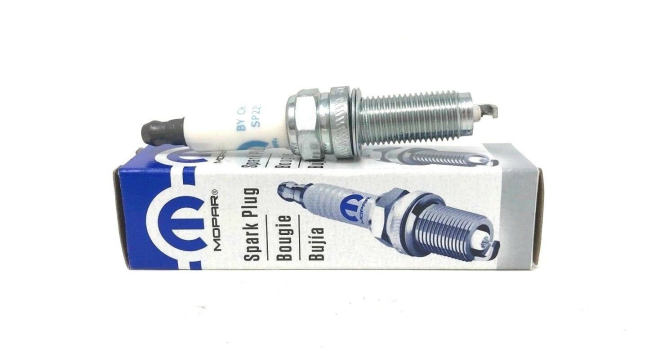 SP225755AA Mopar (SPARK PLUG)