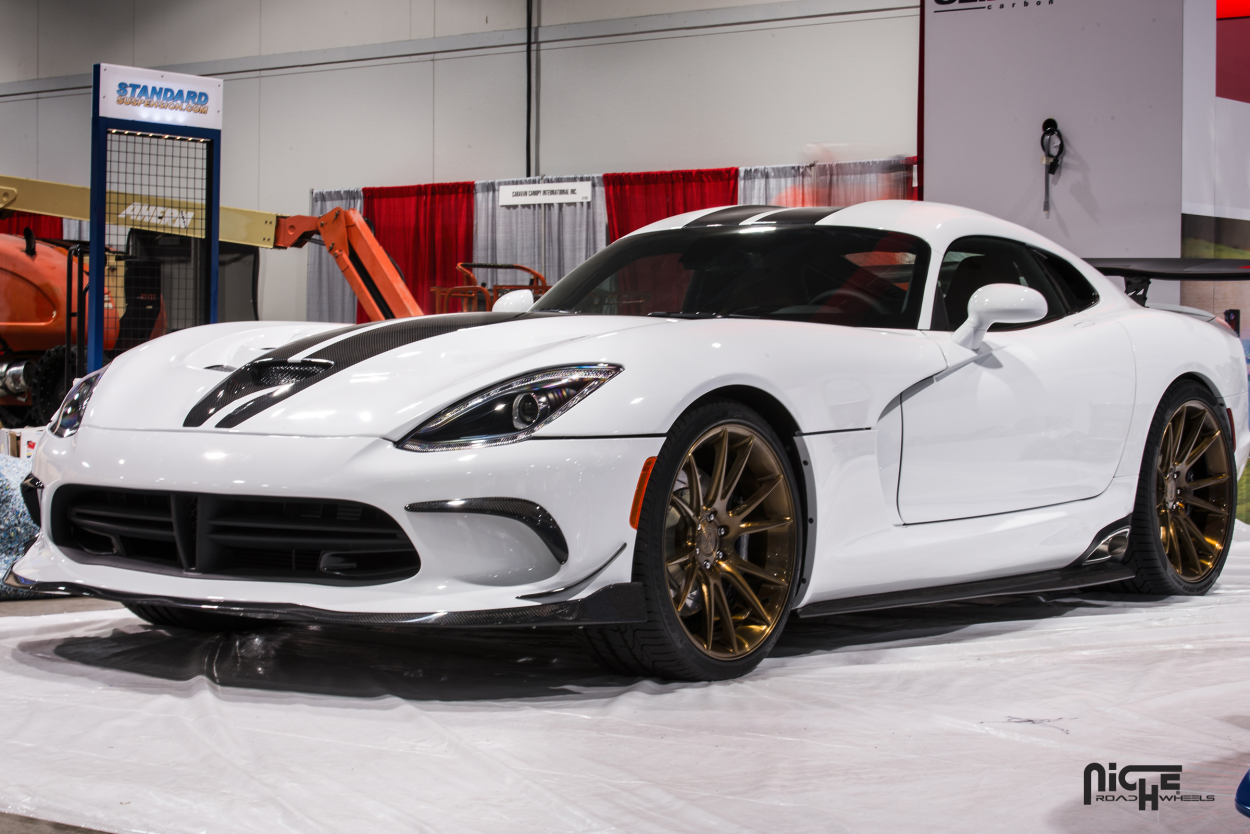 Dodge Viper Nischenfelgen Vicenza