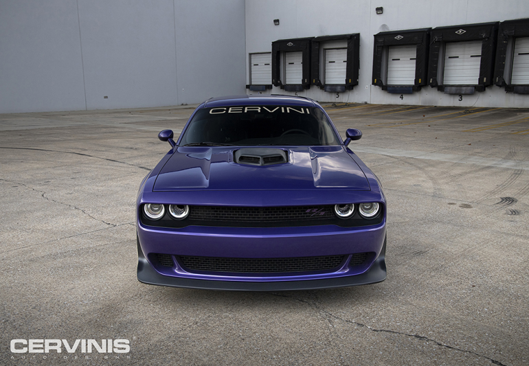 Dodge Challenger R/T with body kit Demon style e Wide Body