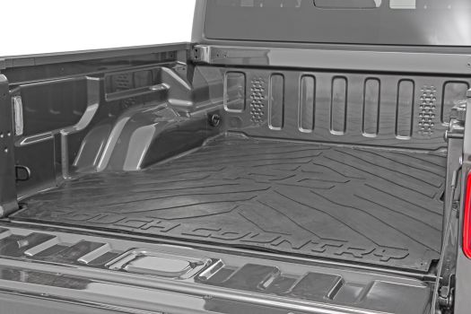 RCM687 Rough Country (BED MAT | RC LOGO | JEEP GLADIATOR JT 4WD (2020-2022))