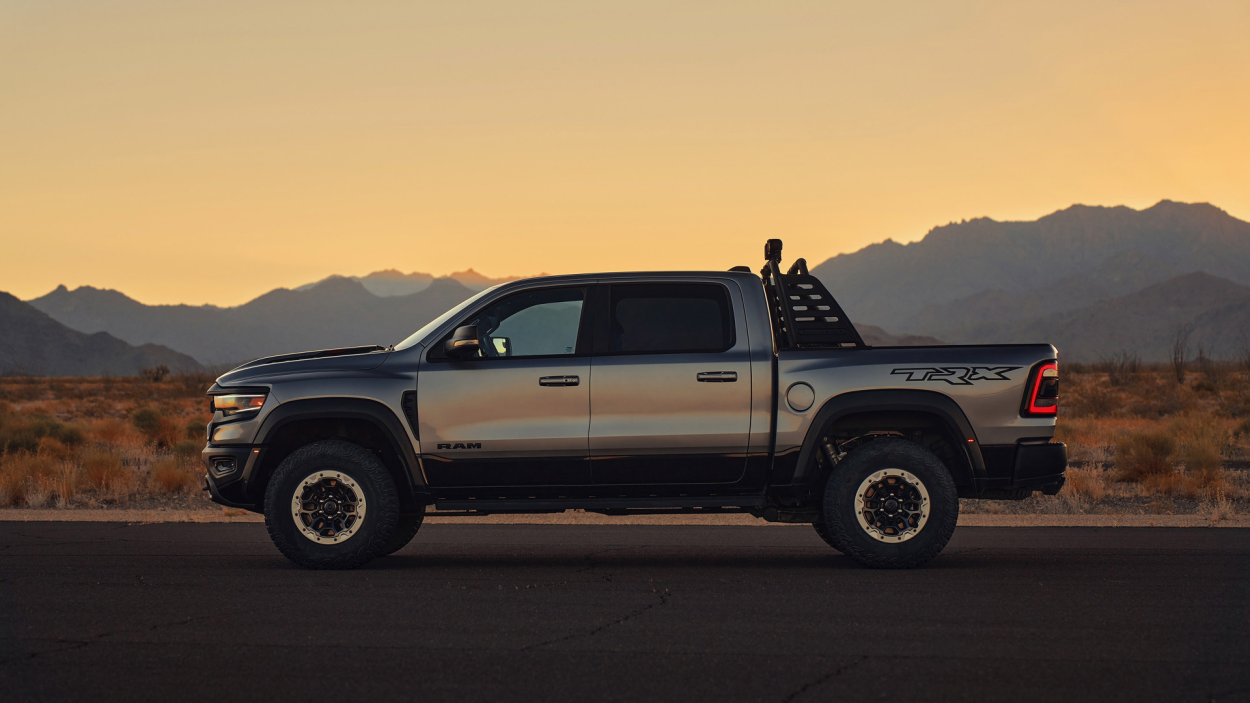 Ram TRX mit Bausatz luci Offroad Mopar