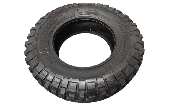 15496 BFGoodrich (BFGOODRICH MUD-TERRAIN T/A KM2 255/75R17)
