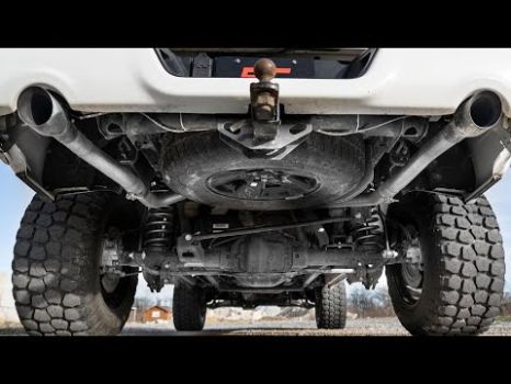 96006 Rough Country (DUAL CAT-BACK EXHAUST SYSTEM W/ BLACK TIPS (15-20 F-150))
