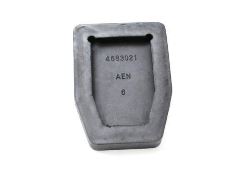 4683021 Mopar (PAD BRAKE/CLUTCH PEDAL)