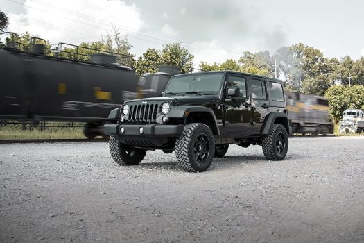 67940 Rough Country (2.5 INCH LIFT KIT | COILS | M1 | JEEP WRANGLER JK 2WD/4WD (07-18))