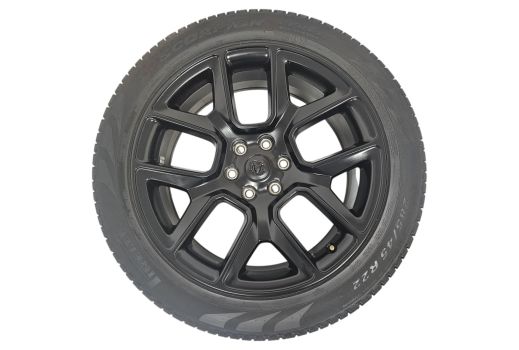 5YD61VCRAB-4 Mopar (Sett med 4 Mopar 22x9 +19 Offset-felger med Pirelli Scorpion Verde 285/45R22 dekk (fjernet fra ny bil))