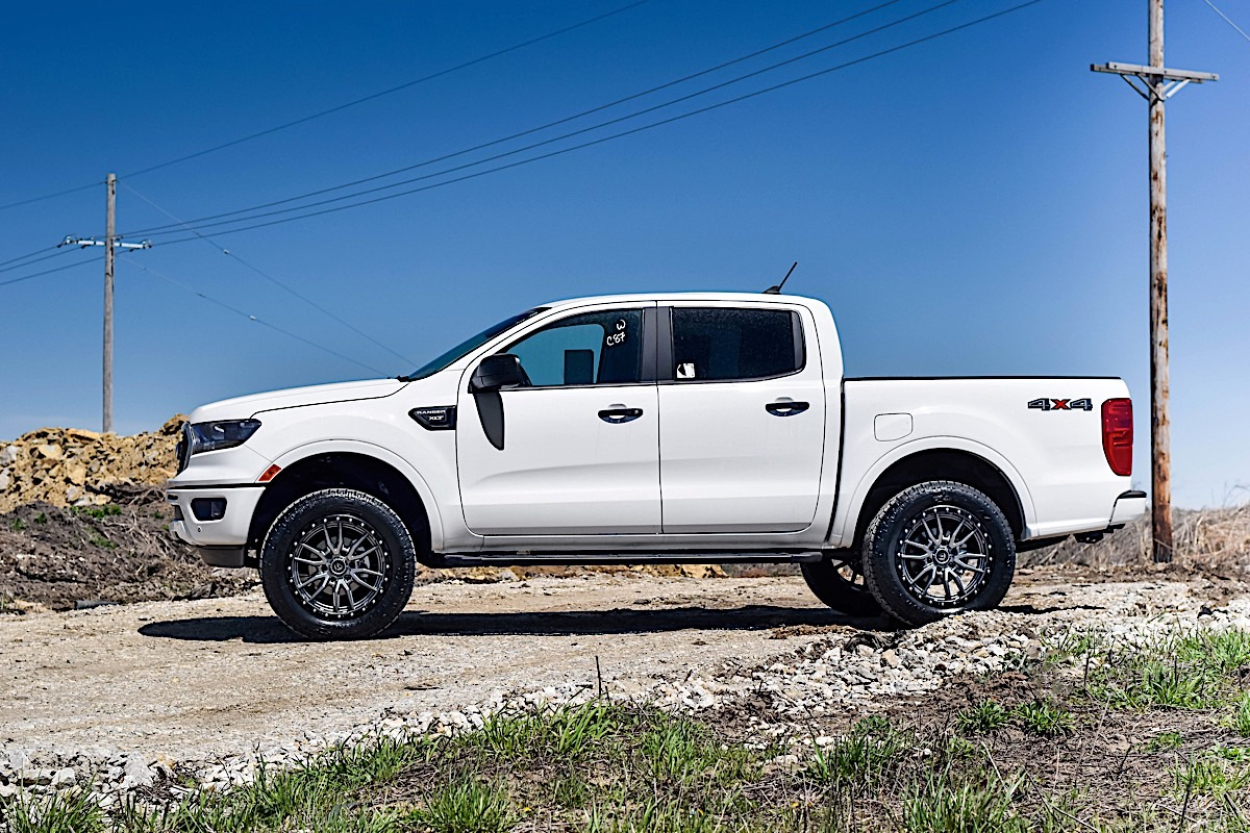 Ford Ranger XLT T8 with 20-inch Fuel Rebel wheels