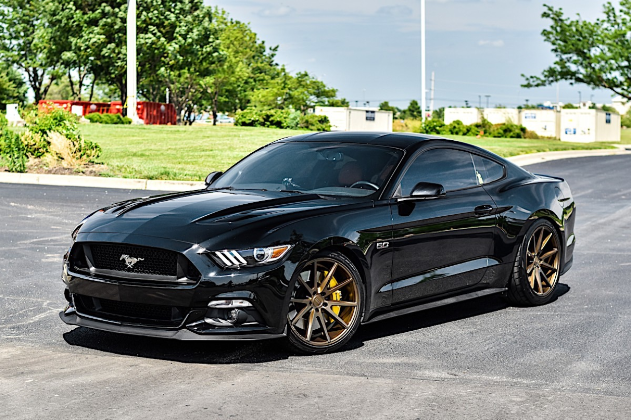 Ford Mustang Coupè Cerchi Vossen Vfs-1