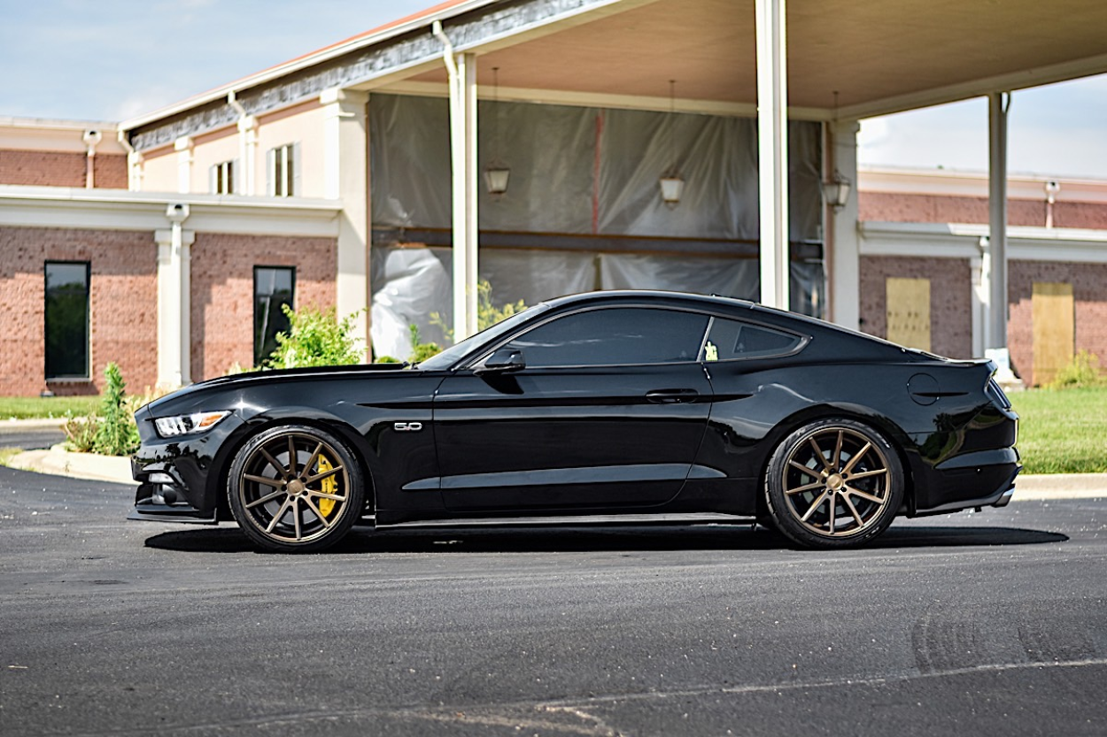 Ford Mustang Coupè Cerchi Vossen Vfs-1