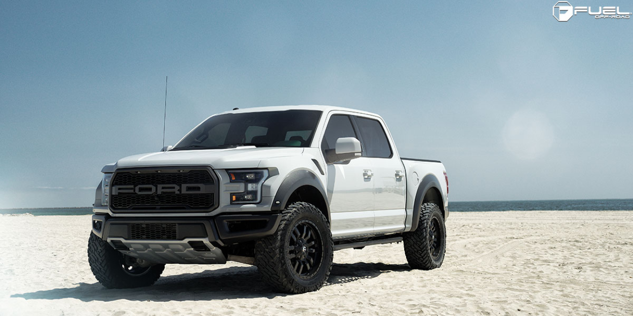 Ford F150 Raptor 2019 con Fuel Sledge Nero lucido 20 pollici