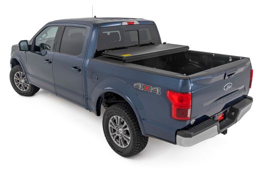 47220500A Rough Country (HARD LOW PROFILE BED COVER | 5' BED | FORD RANGER 2WD/4WD (2019-2024))
