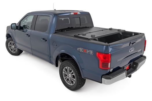 47220500A Rough Country (HARD LOW PROFILE BED COVER | 5' BED | FORD RANGER 2WD/4WD (2019-2024))