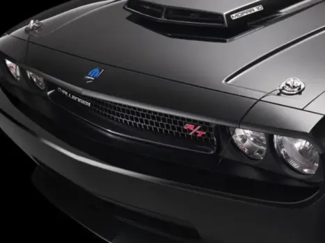 82214260AD Mopar (HOOD PIN KIT)