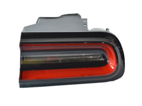 68510770AA Mopar (TAIL LAMP ASSEMBLY)