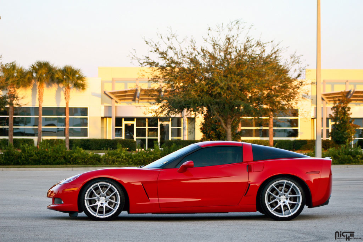 Jantes Chevrolet Corvette C6 Niche Targa