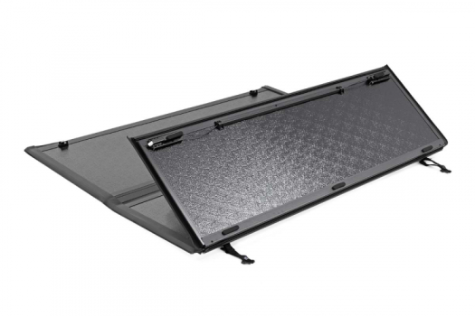 47319550 Rough Country (DODGE LOW PROFILE HARD TRI-FOLD TONNEAU COVER (09-18 RAM 1500 | 5.5' BED W/O RAMBOX))