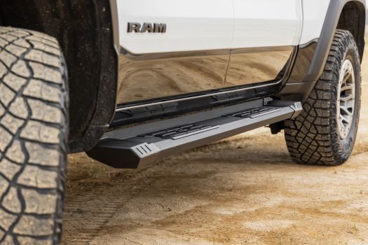 SRB01950A Rough Country (HD2 ALUMINUM RUNNING BOARDS | CREW CAB | RAM 1500 (19-24)/1500 TRX (21-24))