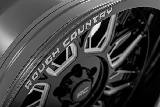 86221017 Rough Country (ROUGH COUNTRY 86 SERIES WHEEL | ONE-PIECE | GLOSS BLACK | 22X10 | 6X135 | -19MM)