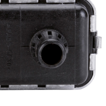 13784 Tyc (Intercooler auxiliary)