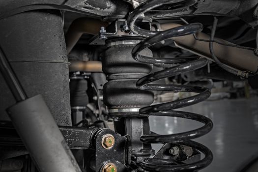 10032 Rough Country (AIR SPRING KIT | RAM 1500 4WD (09-23 & CLASSIC))