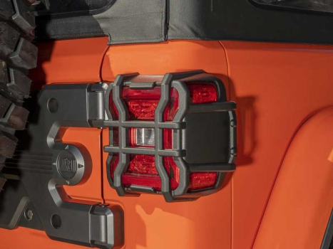 OTJW159882 Off Trucks (TAIL LIGHT METAL COVER PROTECTION JEEP WRANGLER JL)