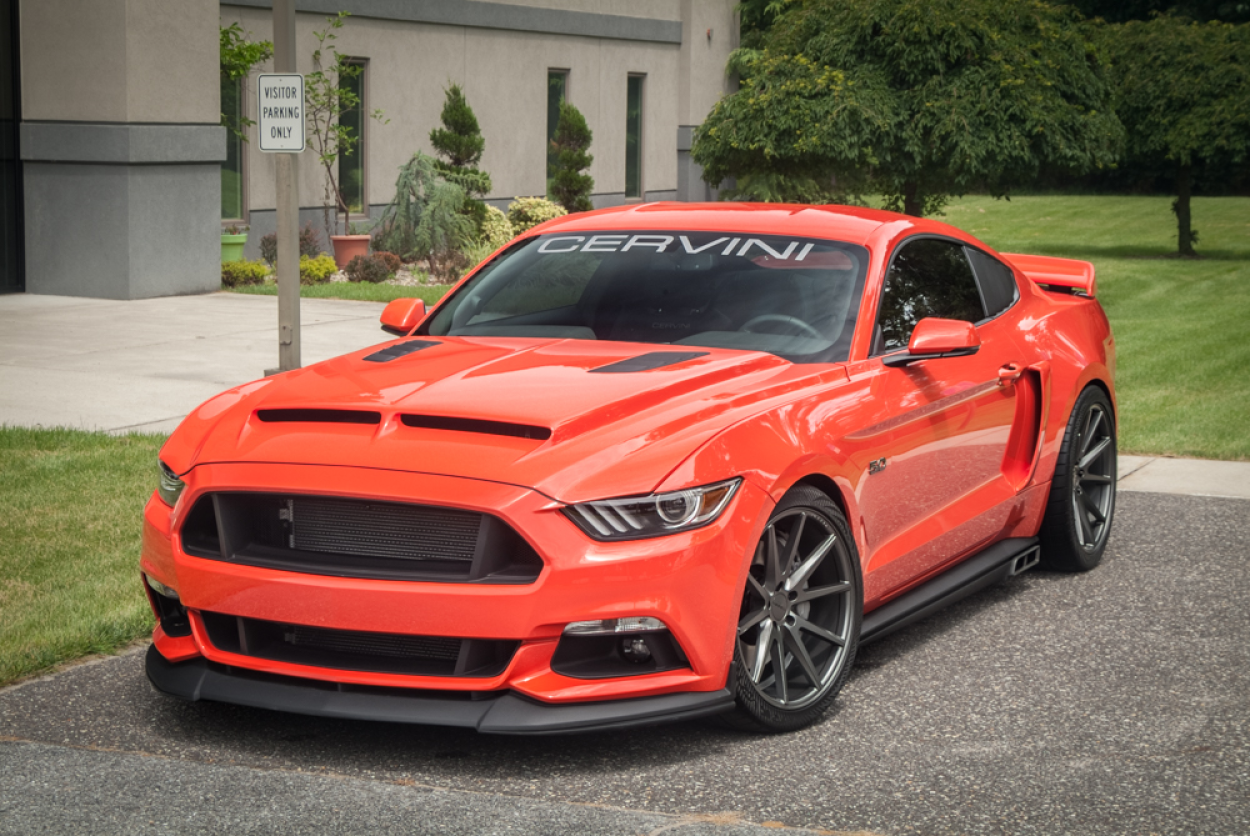 Ford Mustang GT 2015 mit Cervinis Styling-Kit