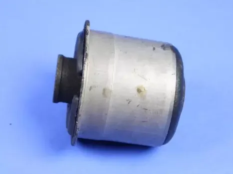 4670457AA Mopar (CONTROL ARM BUSHING)