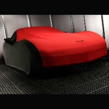 19158377 GM (Premium All-Weather Car Cover in Red w/ Crossed Flags Logo)