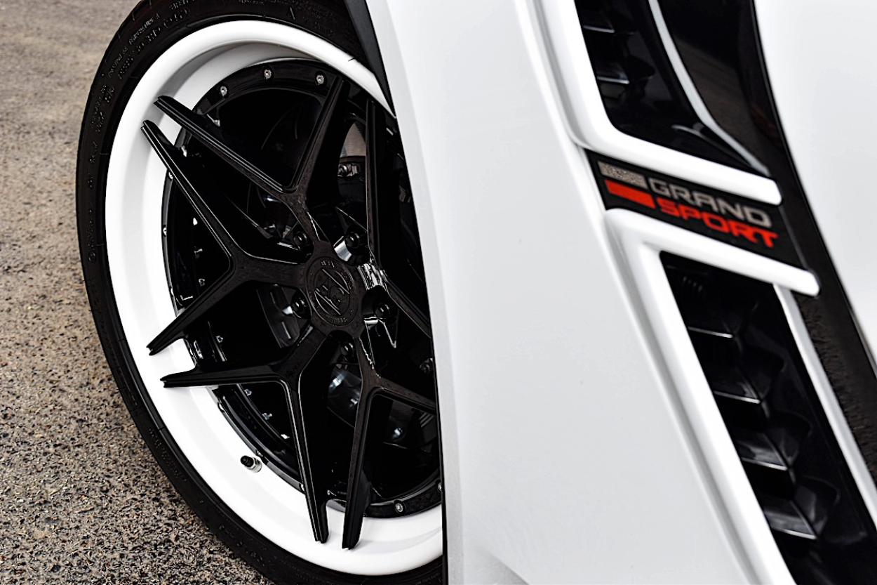 Corvette C7 Cerchi Avantgarde Agl42