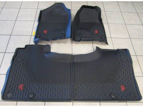 82215422AD Mopar (MAT KIT, FLOOR REAR)