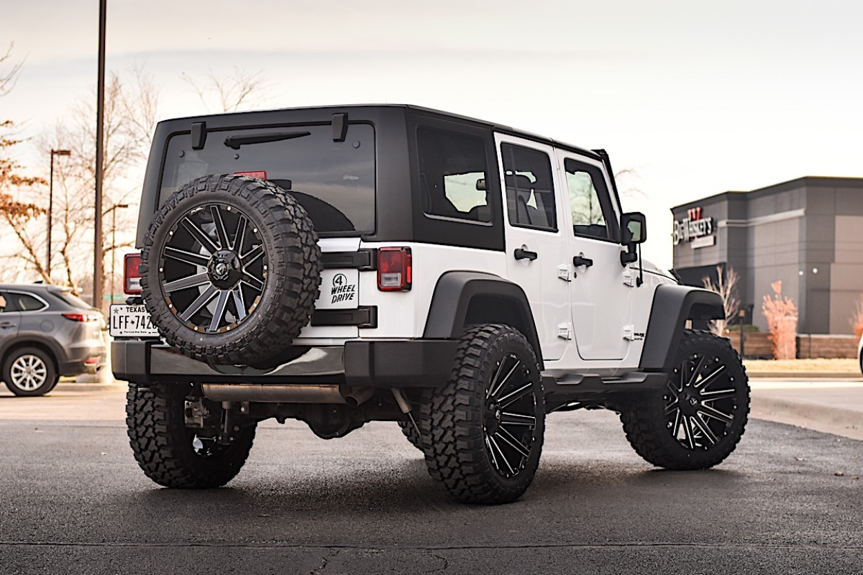 Jeep Wrangler JK with 22