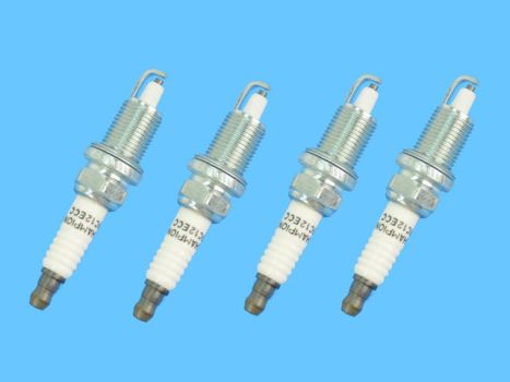 68304022AA Mopar (SPARK PLUG)