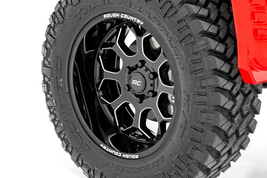 96221017 Rough Country (96 Series Wheel One-Piece | Gloss Black | 22x10 | 6x135 | -19mm)